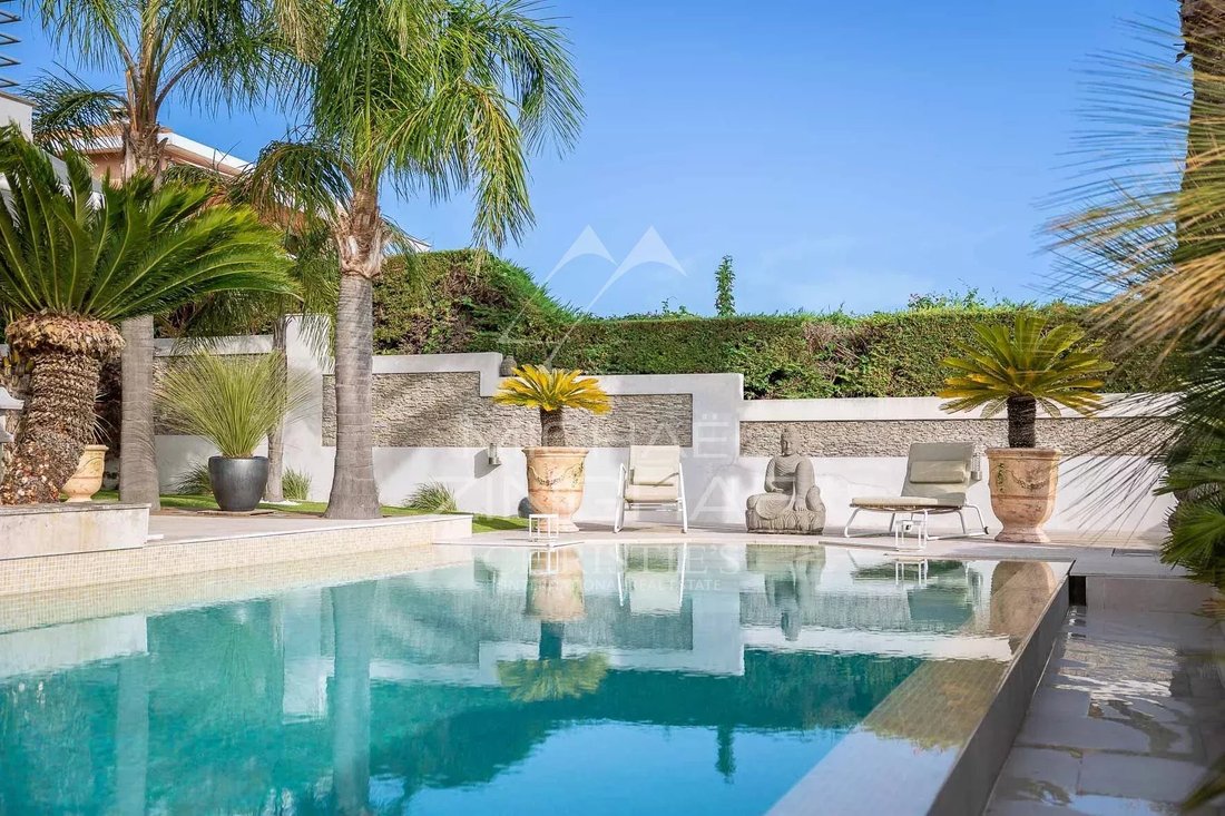 Villa in Fabron, Nice, France 3 - 18965778