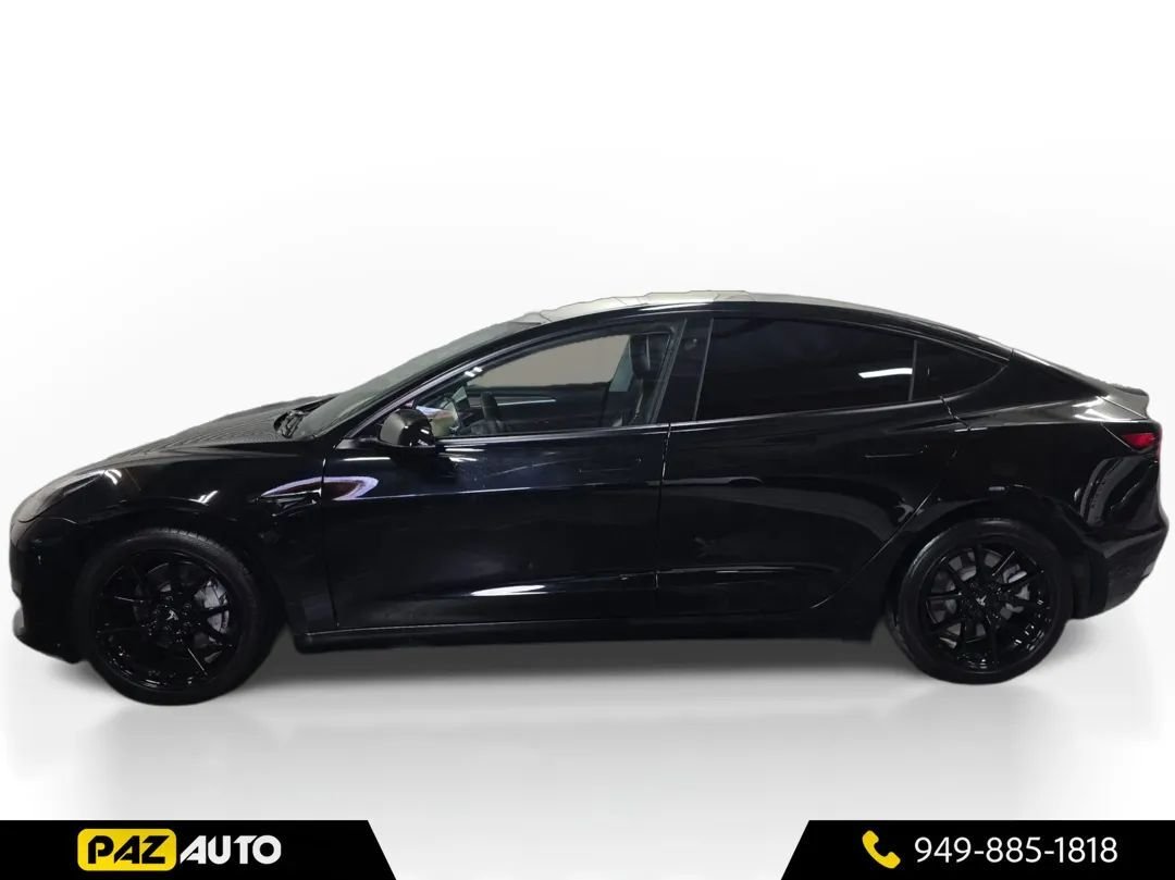 Sedan in Laguna Hills, CA, United States 2 - 18971620