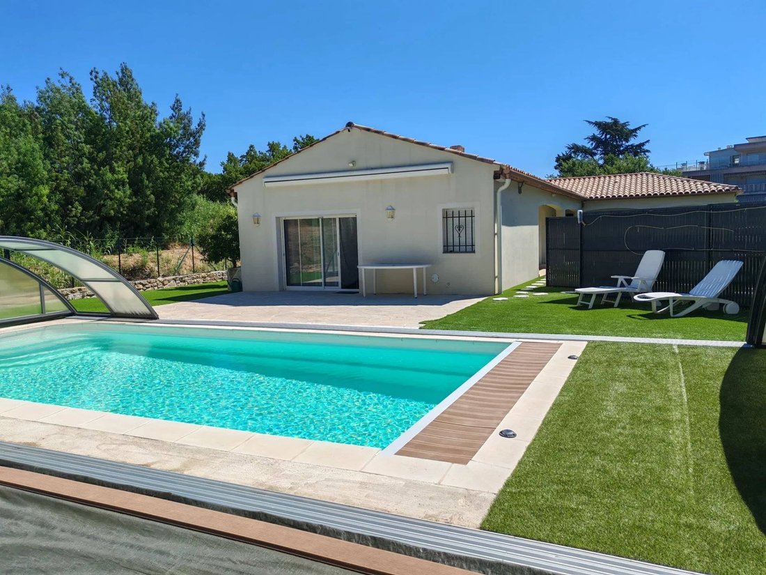 Villa in Cannes, Provence-Alpes-Côte d'Azur, France 1 - 18336169