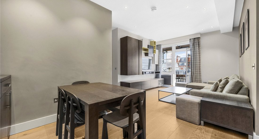 Townhouse in Holborn, Camden, England 5 - 16701928