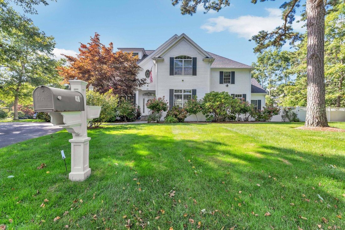 House in Mashpee, Massachusetts, United States 1 - 18969067