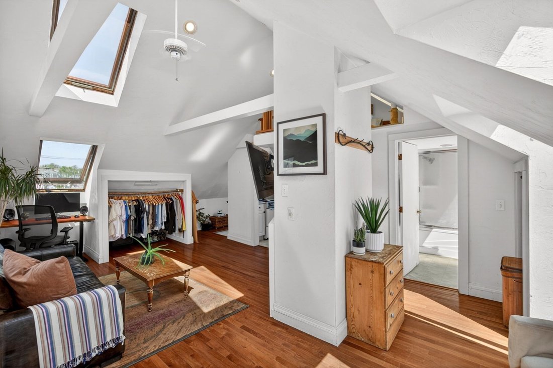 Apartment in Provincetown, Massachusetts, United States 3 - 18975017