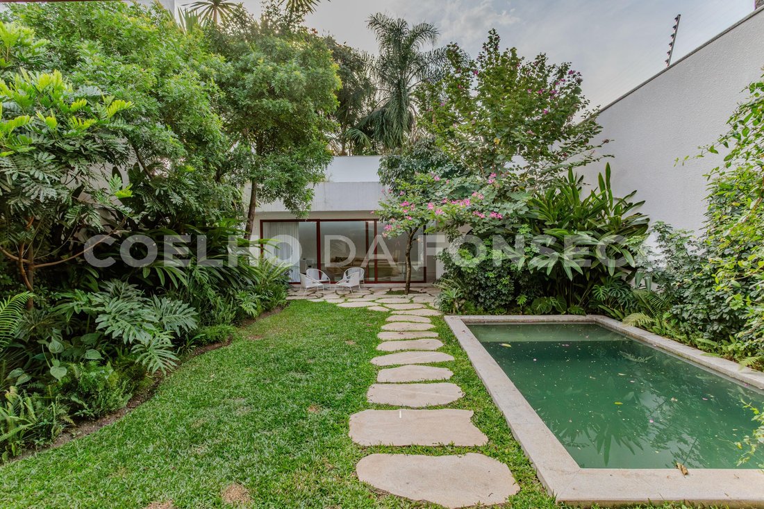 House in São Paulo, State of São Paulo, Brazil 2 - 18968054