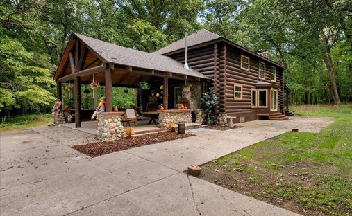 House in Holly, Michigan, United States 1