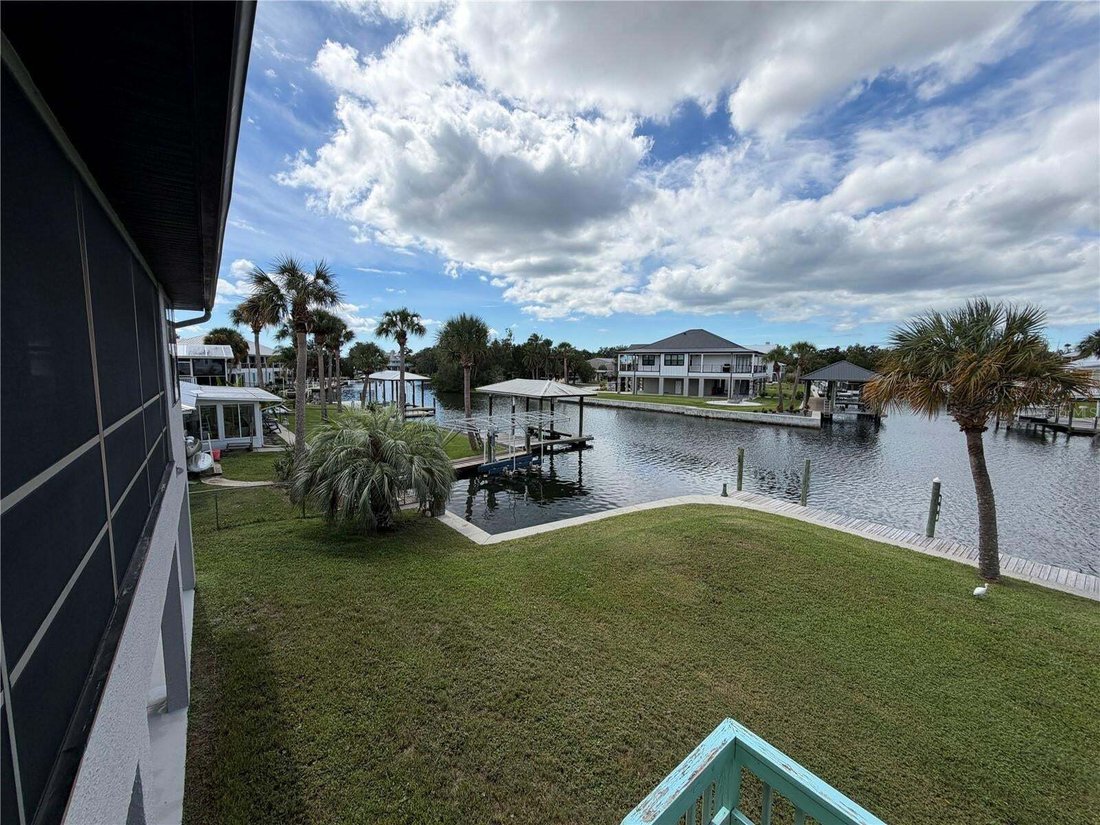 House in Crystal River, Florida, United States 1 - 18977475