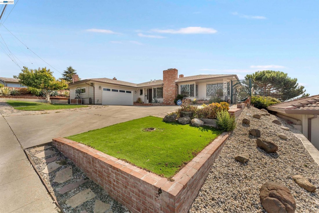 House in San Leandro, California, United States 1 - 18968795