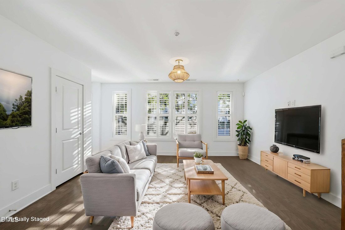 Condo in Raleigh, North Carolina, United States 5 - 18970102