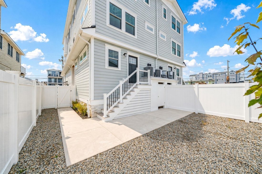 Condo in Sea Isle City, New Jersey, United States 2 - 18969618