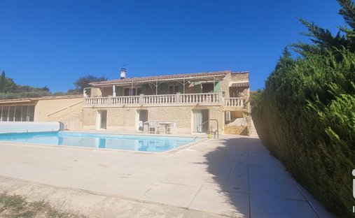 House in Lagarde-Pareol, Provence-Alpes-Côte d'Azur, France 1