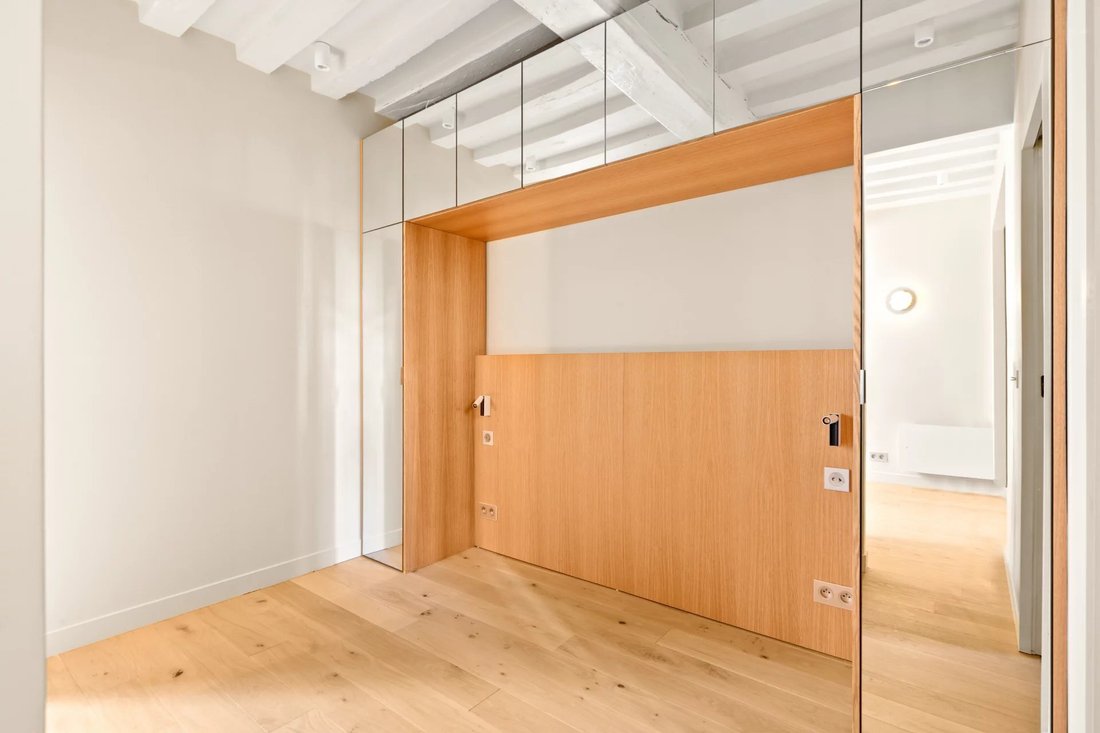 Apartment in Île Saint Louis, Paris 4e Arrondissement, Paris 5 - 18971421