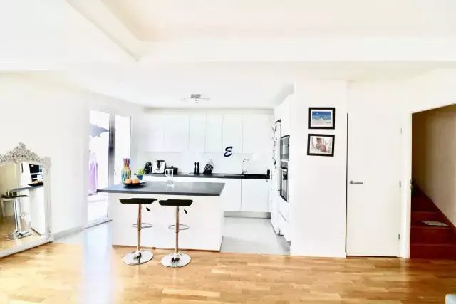 Penthouse in Reine-Mairie, Boulogne-Billancourt, France 3 - 15868791