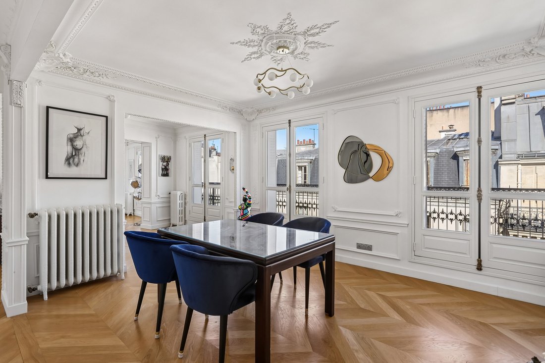 Apartment in Hoche-Friedland, Paris 8e Arrondissement, Paris 4 - 18973391