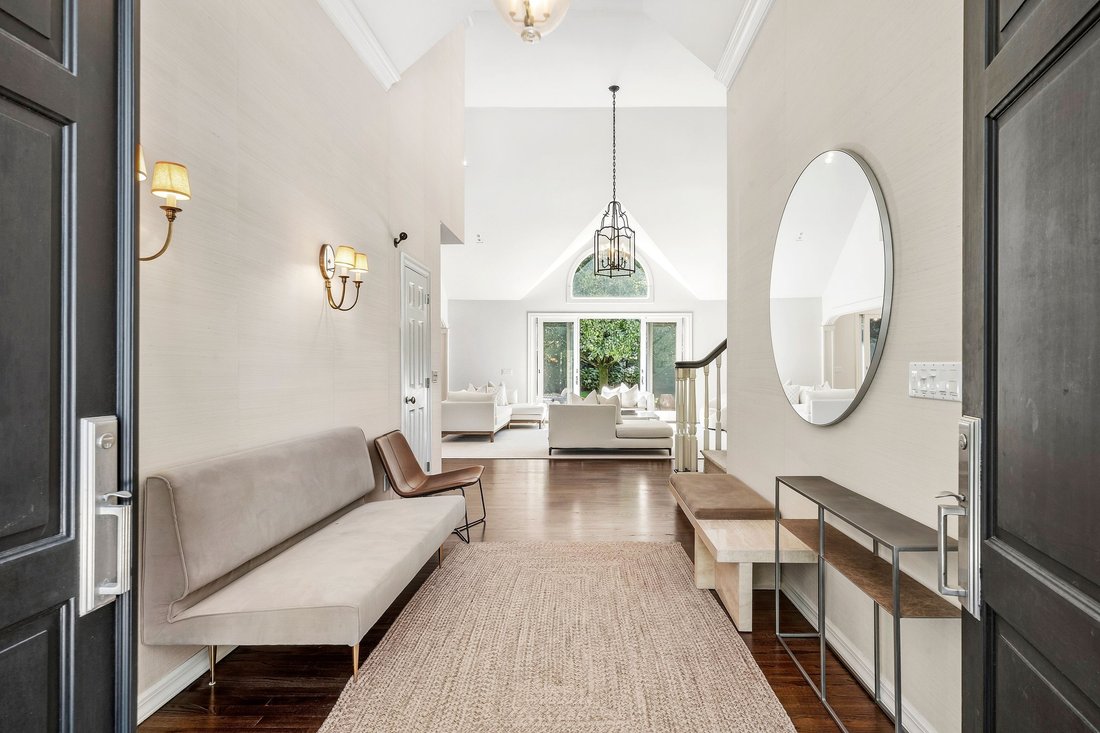 House in Southampton, New York, United States 5 - 18970752