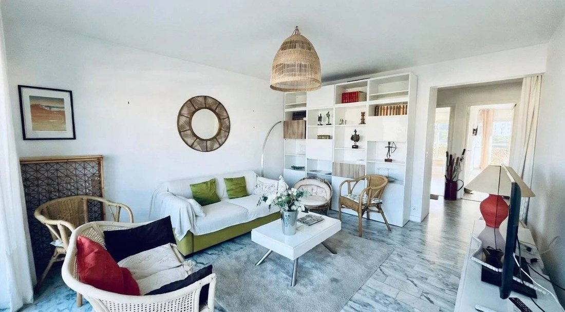 Apartment in Les Bastides, Antibes, France 5 - 17280894