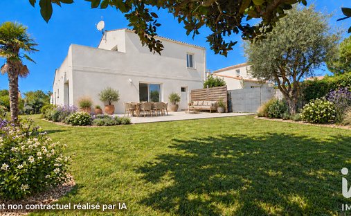 House in Est, Châtelaillon-Plage, France 1