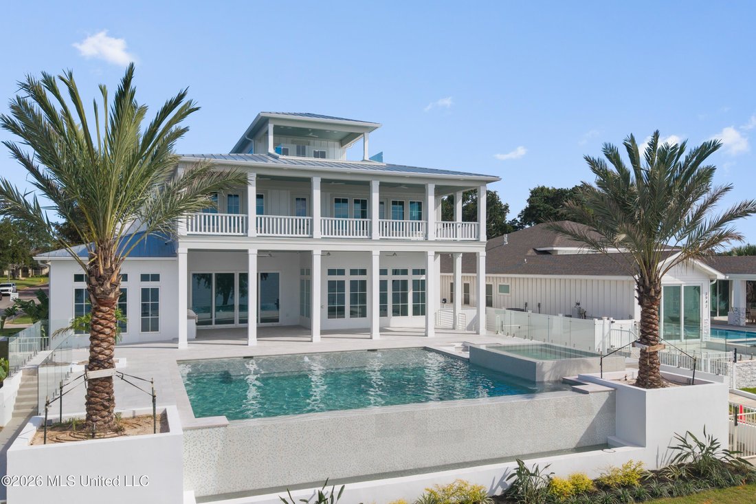 House in Gulfport, Mississippi, United States 1 - 18977168