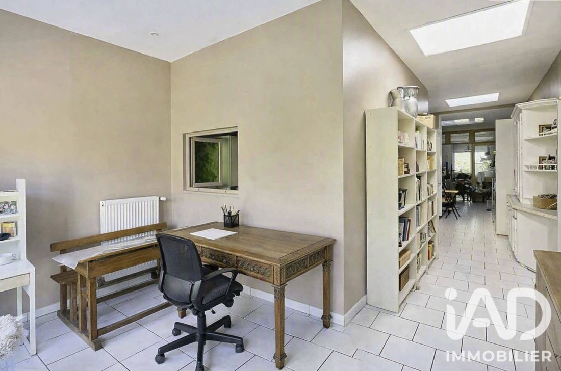House in Villeneuve-d'Ascq, Hauts-de-France, France 2 - 18975527