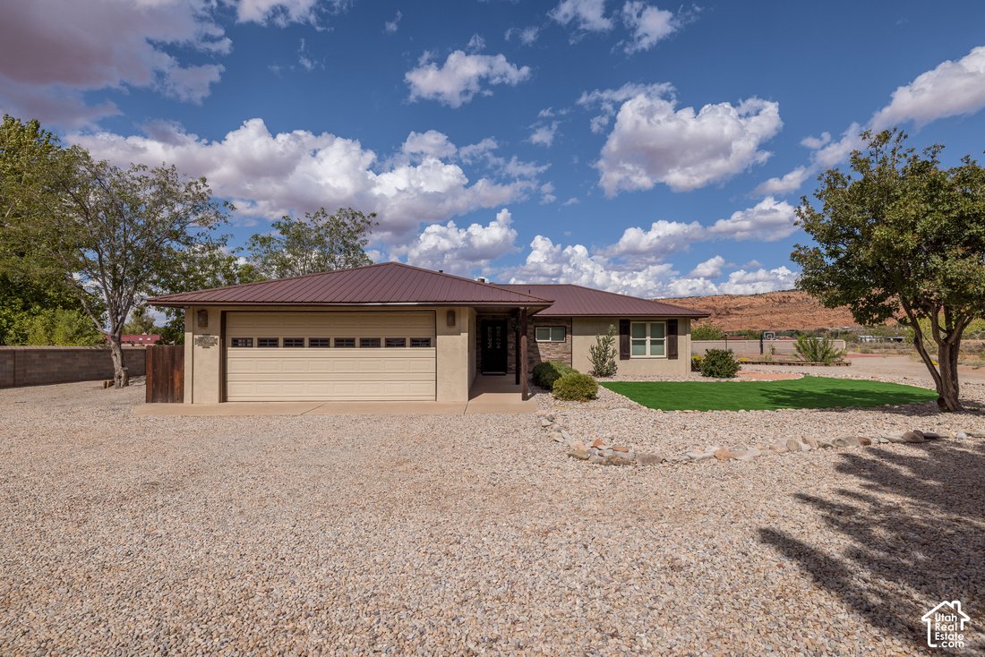 House in Moab, Utah, United States 4 - 18969746