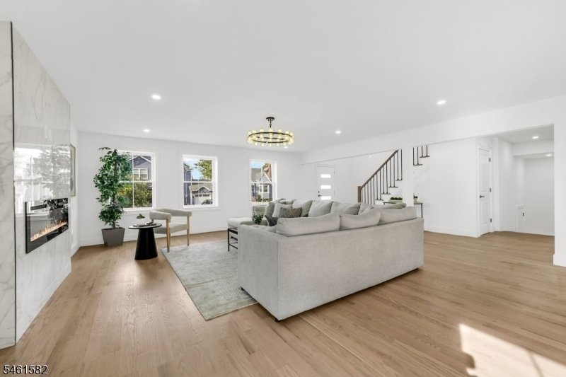House in Union, New Jersey, United States 5 - 18973894
