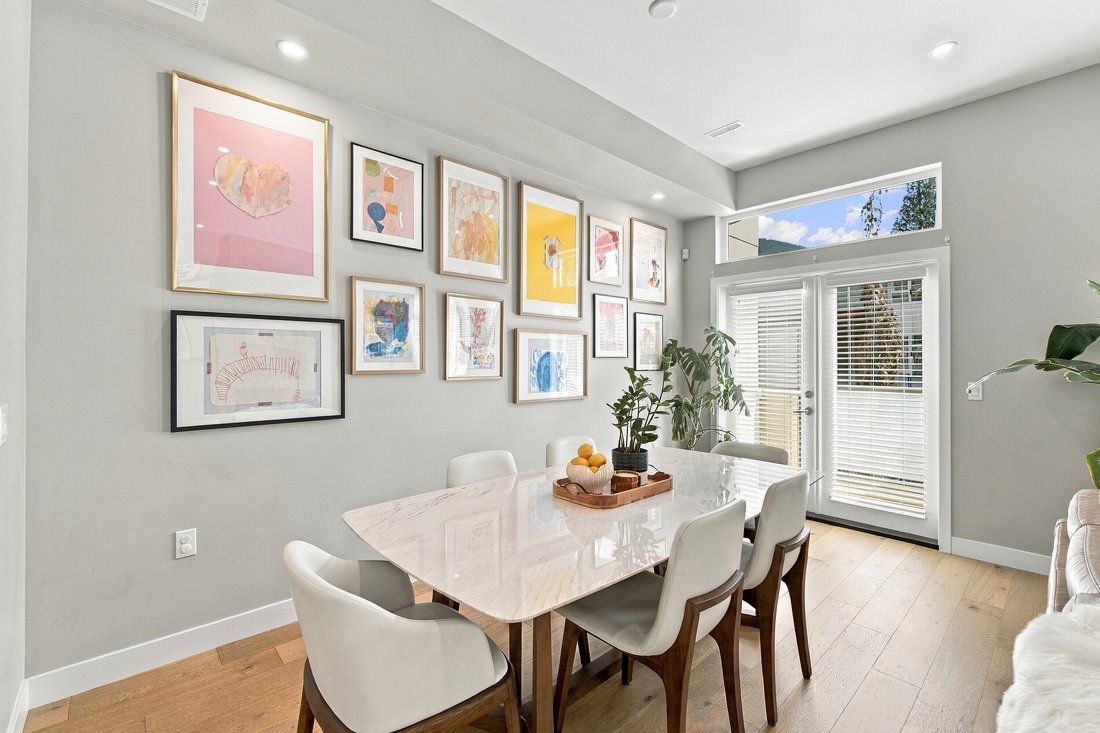 Townhouse in North Vancouver, British Columbia, Canada 5 - 18974450