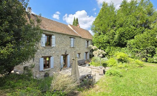 House in Fontenay-Saint-Pere, Ile-de-France, France 1