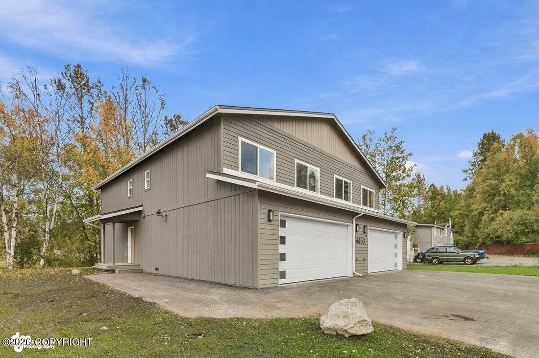 Anchorage, Alaska, United States 2 - 18978910