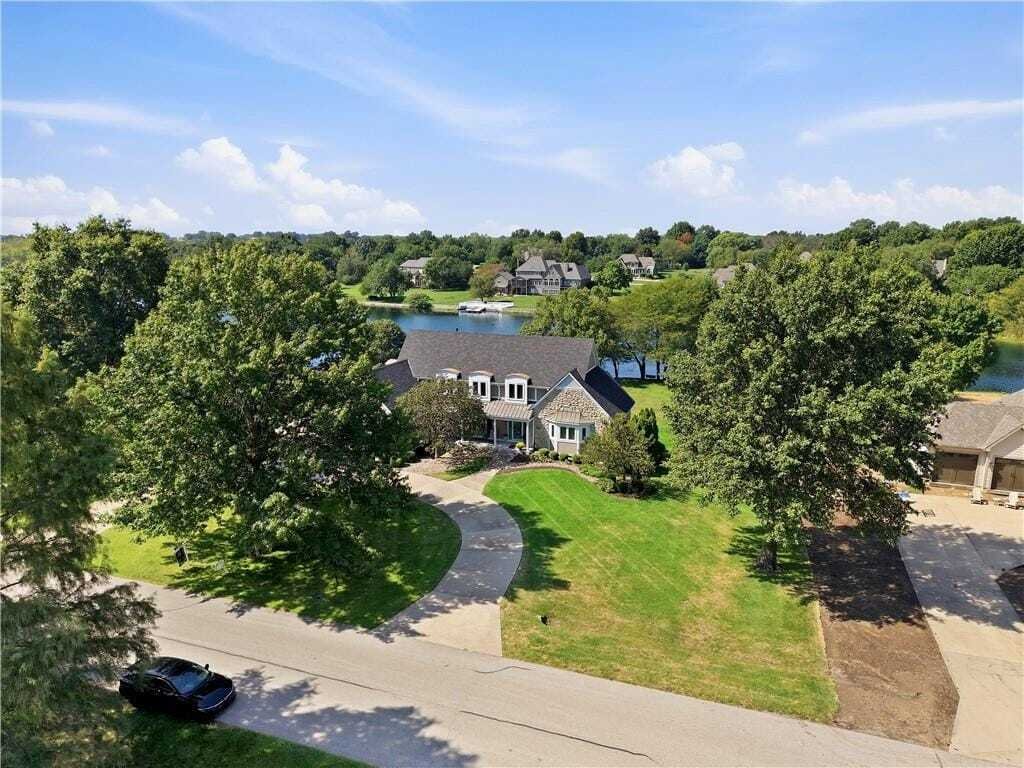 House in Olathe, Kansas, United States 4 - 18978583