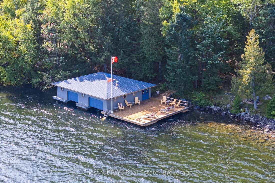 House in Lake of Bays, Ontario, Canada 4 - 18979629