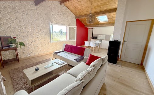 Villa in Saint-Palais, Nouvelle-Aquitaine, France 1