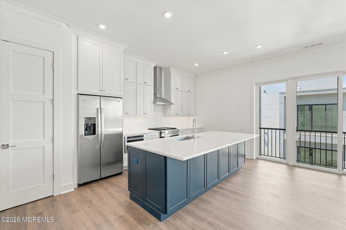 Condo in Neptune City, New Jersey, United States 4 - 18969382