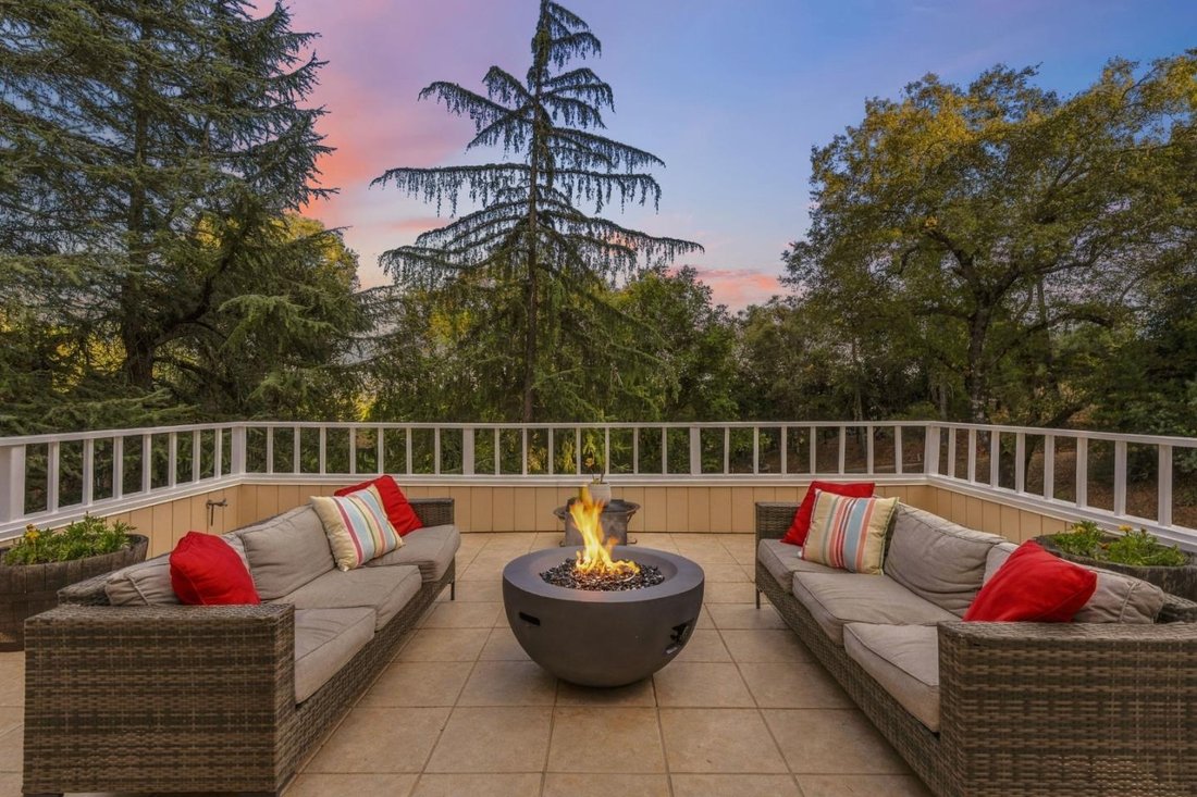 House in Los Gatos, California, United States 2 - 18968755