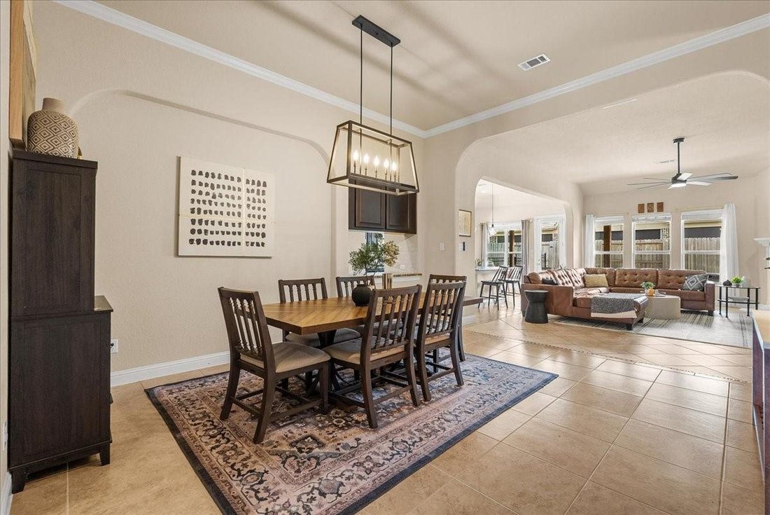 House in League City, Texas, United States 5 - 18979099