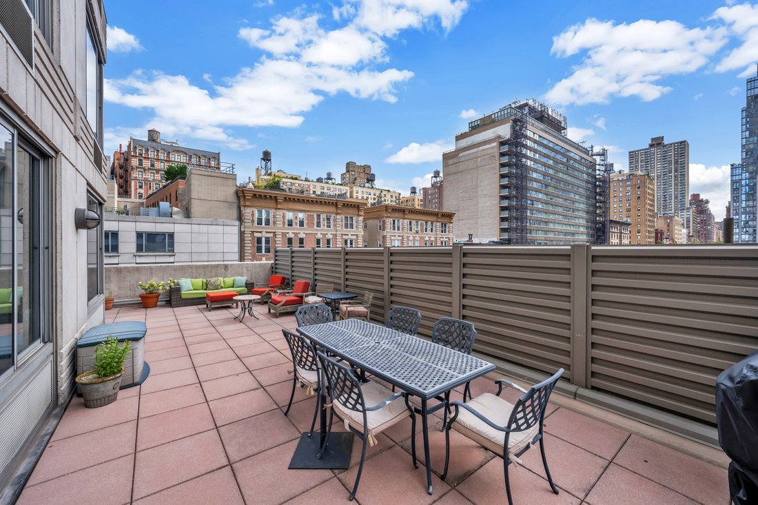 Condo in New York, New York, United States 2 - 18977862