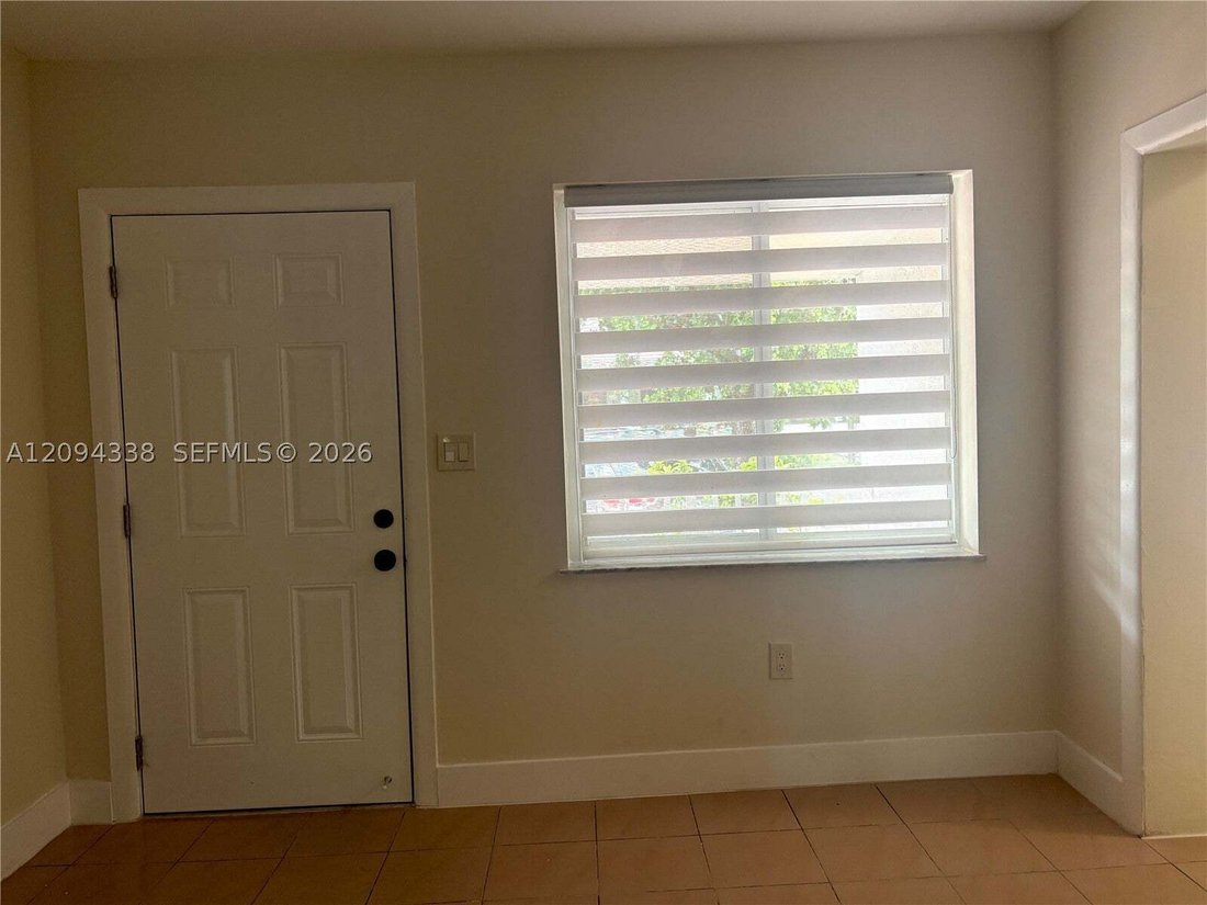 House in Miami, Florida, United States 4 - 18969807
