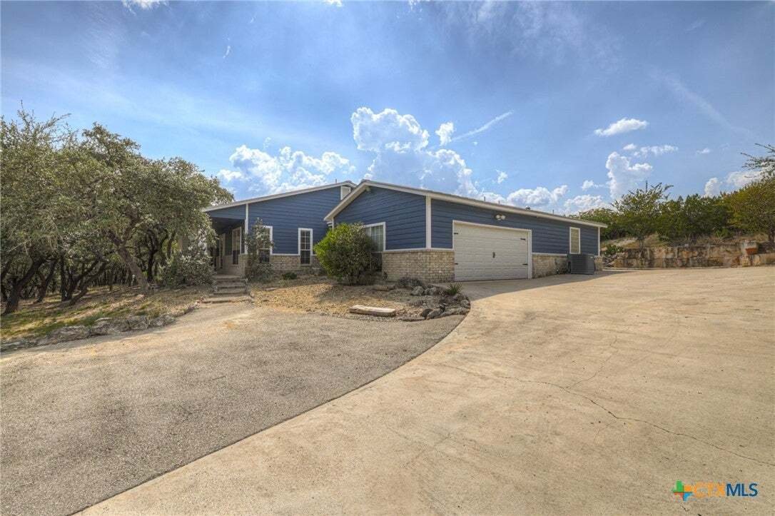 House in Canyon Lake, Texas, United States 2 - 18969407