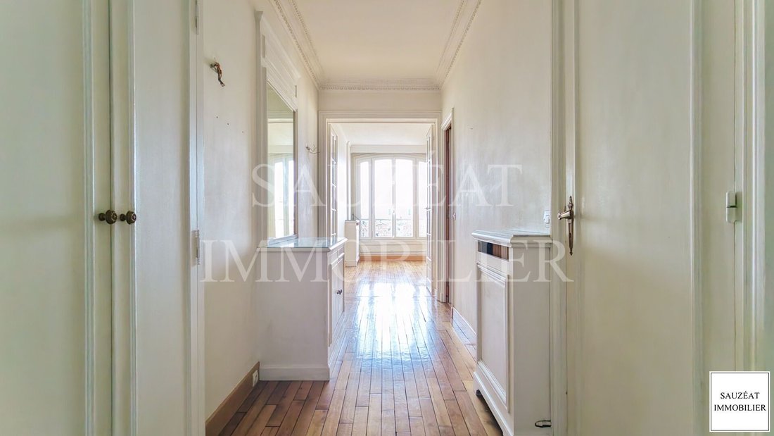 Apartment in Montrouge, Ile-de-France, France 5 - 18977831