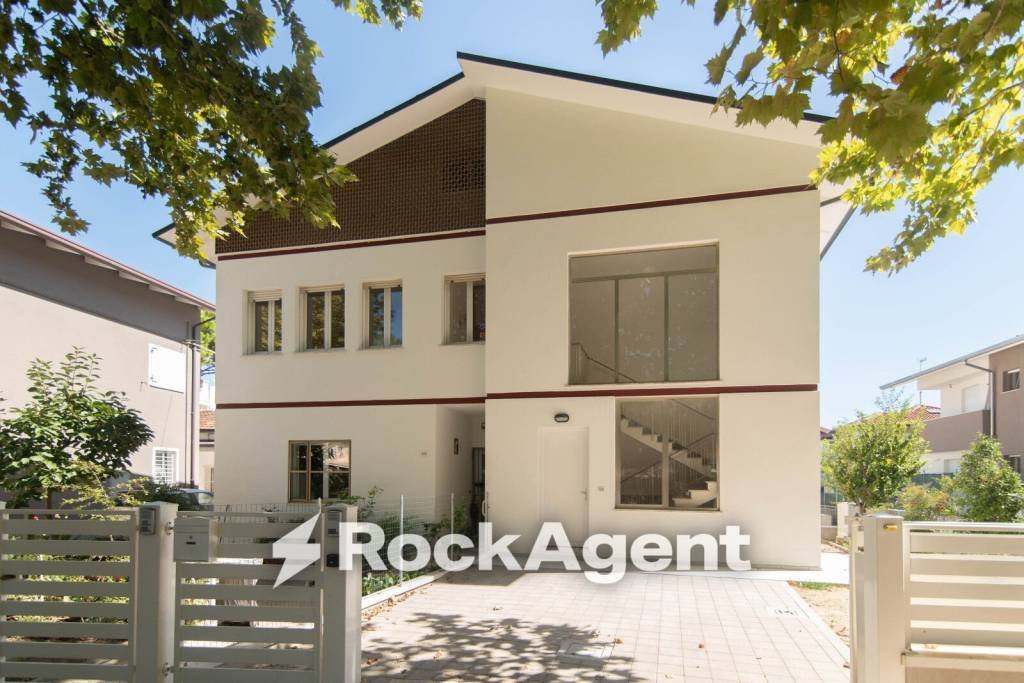 Apartment in Centro, Cervia, Emilia-Romagna 2 - 18975077