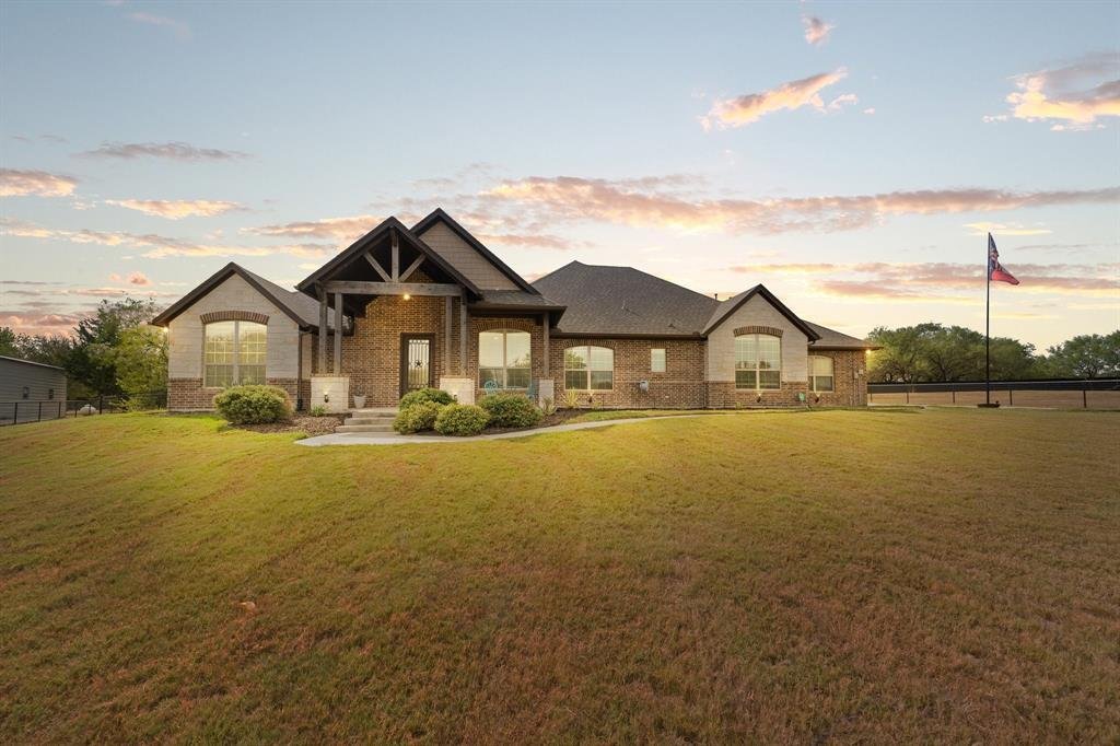 House in Burleson, Texas, United States 1 - 18965544