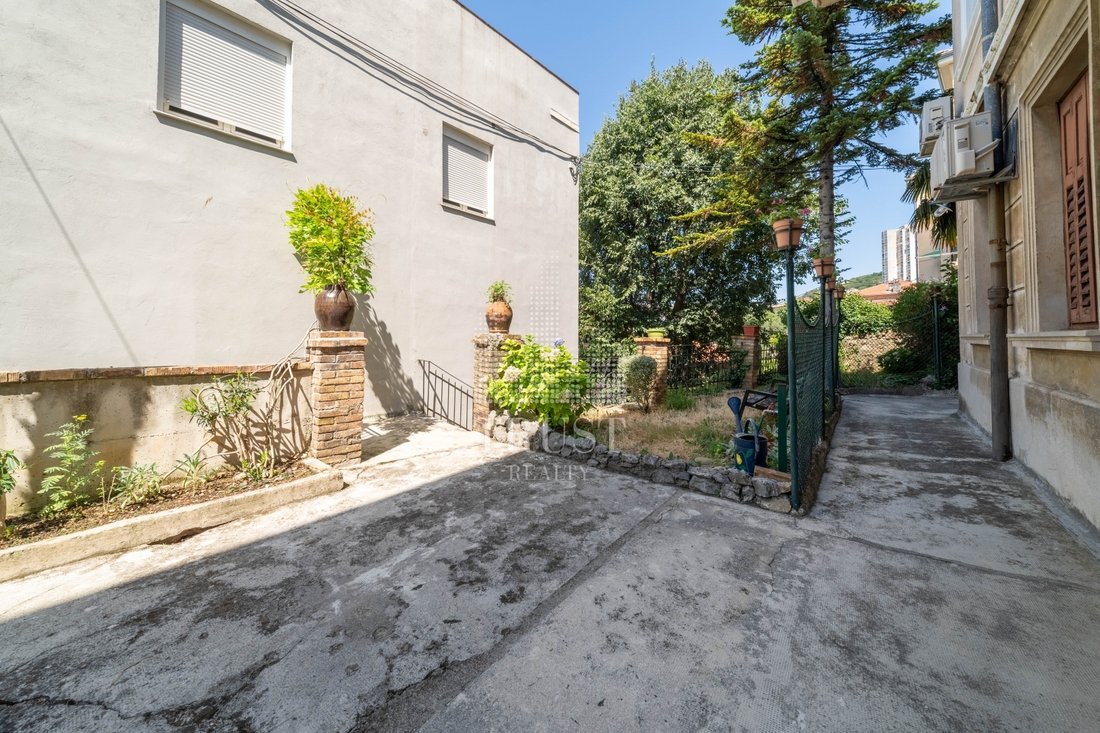 Apartment in Mjesni odbor Belveder, Grad Rijeka, Primorje-Gorski Kotar County 3 - 18974535