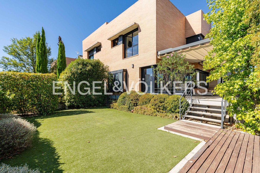 House in Pozuelo de Alarcon, Comunidad de Madrid, Spain 1 - 18553024