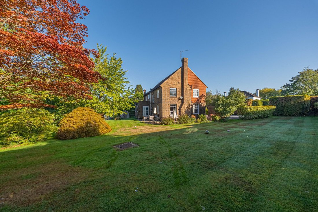 House in Haywards Heath, England 1 - 18683410