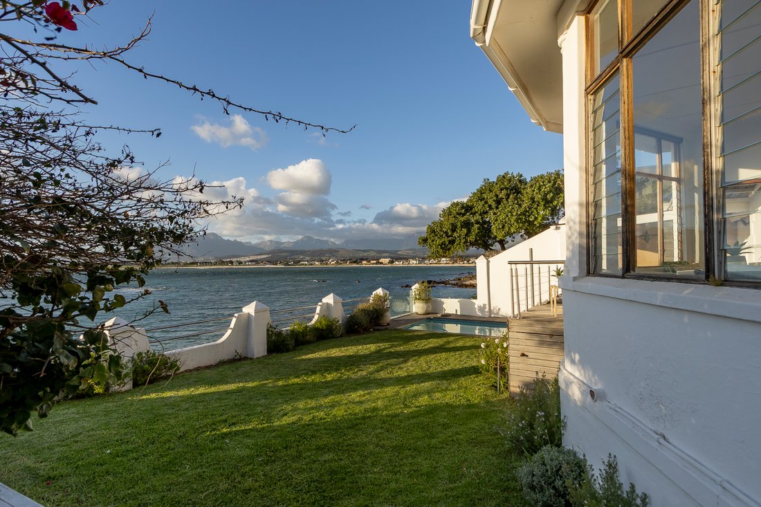 Country House in Mountainside, Helderberg, Cape Town 5 - 18972434