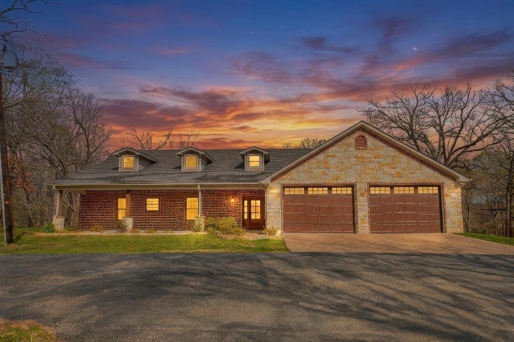 House in Mineola, Texas, United States 1 - 18970472