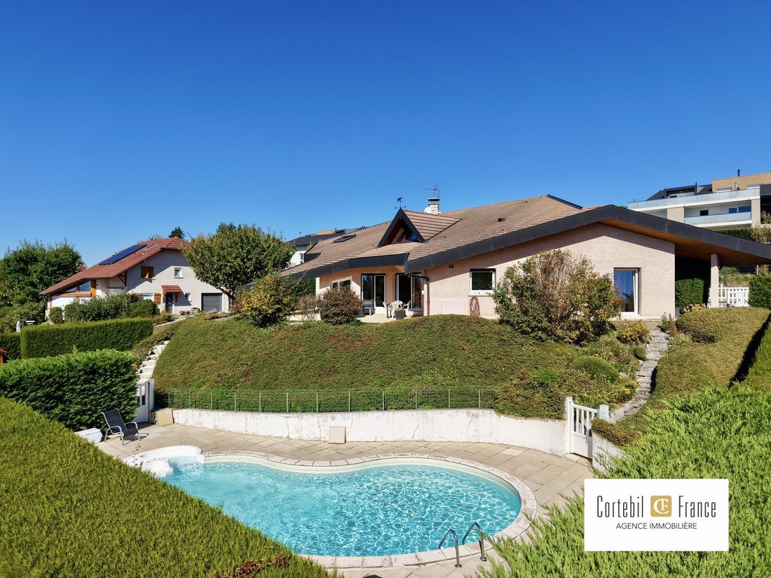 Villa in Cruseilles, Auvergne-Rhône-Alpes, France 1 - 18514687