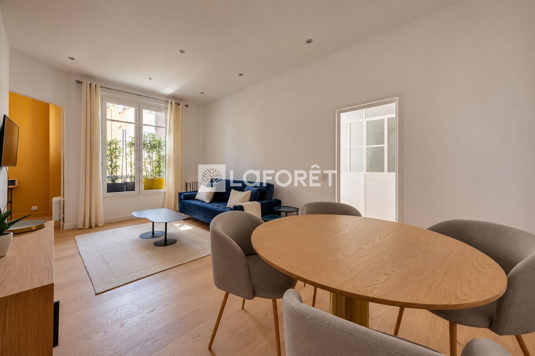Apartment in La Fourche-Guy Môquet, Paris 17e Arrondissement, Paris 1 - 18328508