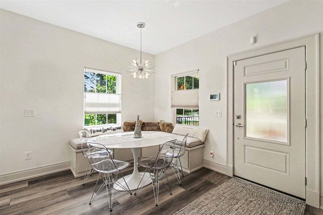Condo in Kalamazoo, Michigan, United States 3 - 18583769