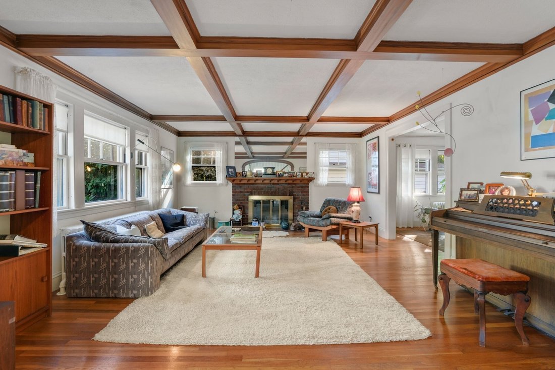 House in Newton, Massachusetts, United States 5 - 18973229