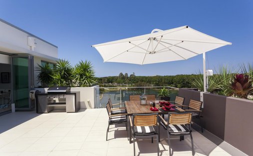 Apartment in Plateau Nord, Suresnes, France 1