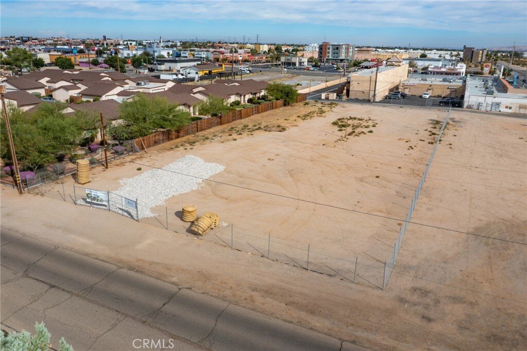 Land in Hesperia, California, United States 1 - 18970849