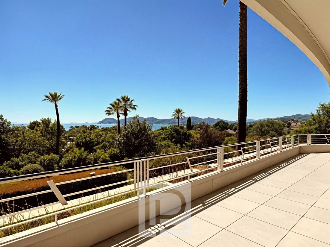 Apartment in Montfleury, Cannes, France 2 - 17911034